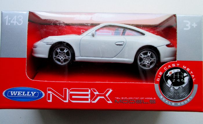 „Porsche 911 Carrera S Coupe” modelis, 3+