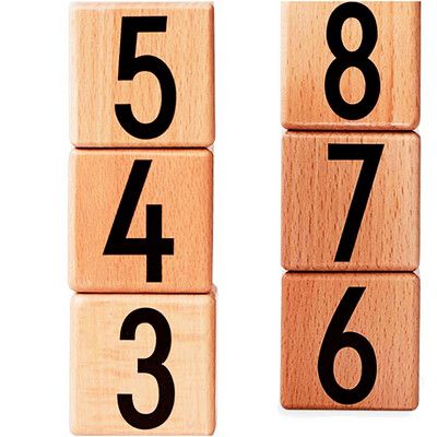 Medinės kaladėlės su skaičiais, 3+